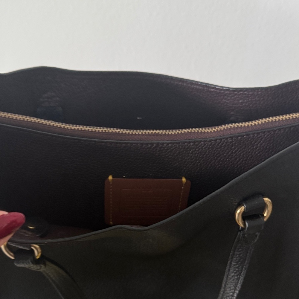 Coach NY- Black Leather Handbag- measurements 9 H x 11 W - Picture 6 of 9